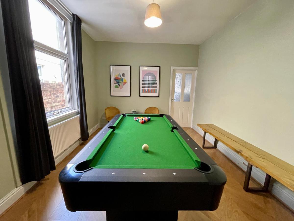 Edwardian City Centre House For Big Groups, Offroad Parking & Hot Tub! Cardiff Exterior foto